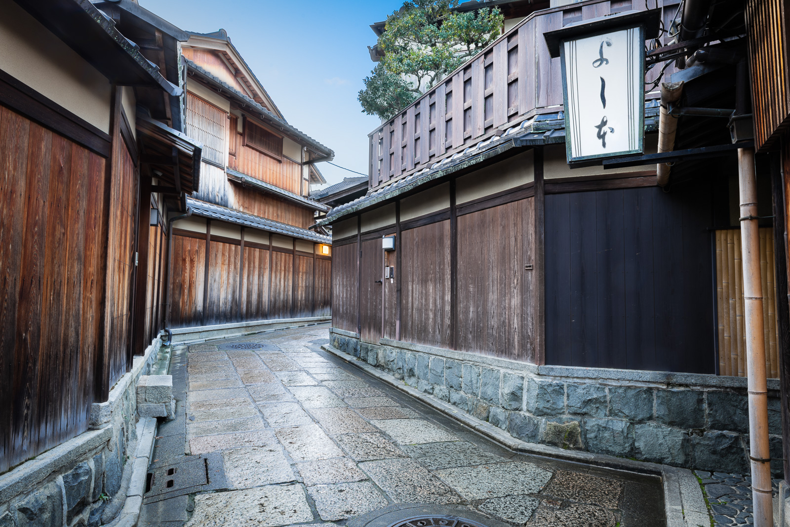 20181224 D850495 Edit